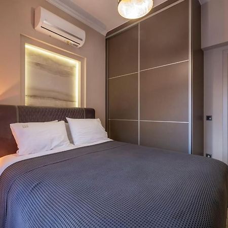 Maison De Luxx A10, Cozy Apartment With Garden In Larissa Luaran gambar