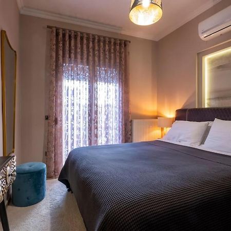 Maison De Luxx A10, Cozy Apartment With Garden In Larissa Luaran gambar