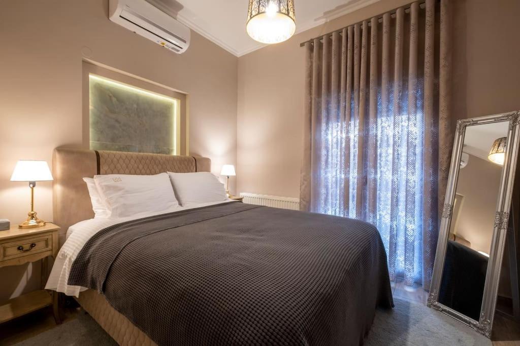 Maison De Luxx A10, Cozy Apartment With Garden In Larissa Luaran gambar