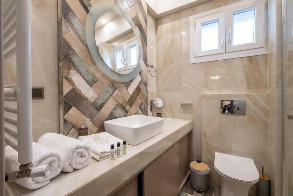 Maison De Luxx A10, Cozy Apartment With Garden In Larissa Luaran gambar